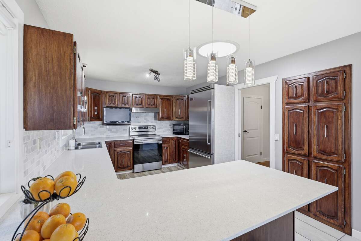 Beautiful Upper Sahali home with stunning views