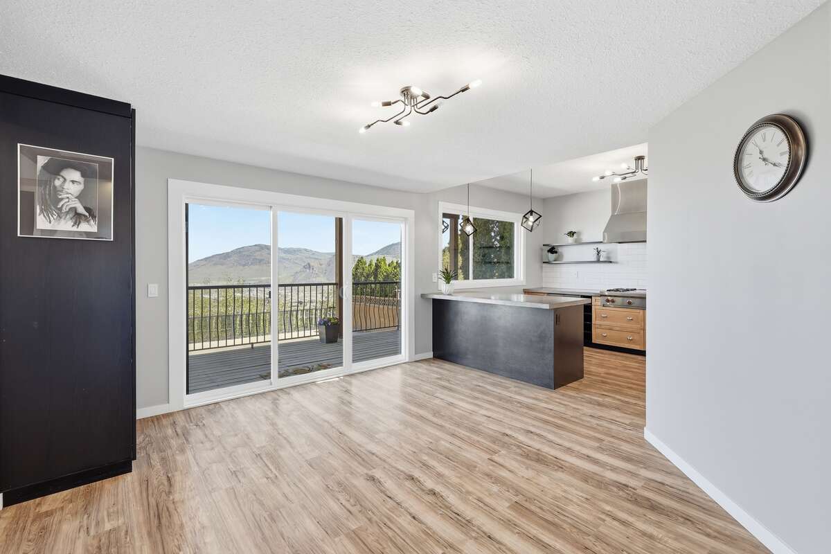 Beautiful Upper Sahali home with stunning views