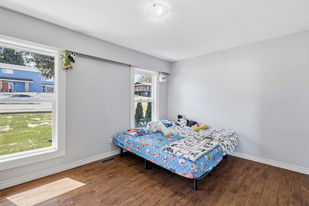 Beautiful Upper Sahali home with stunning views