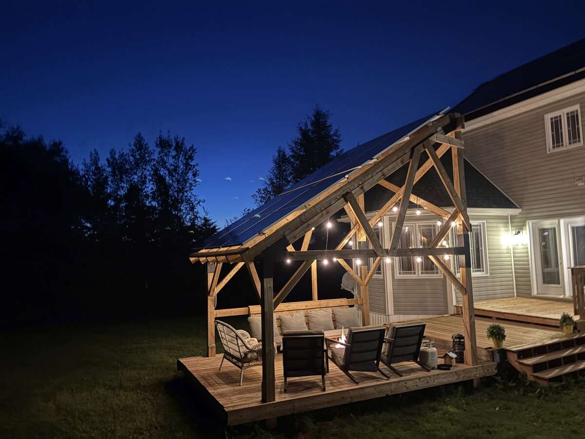 Net-Zero Country Living Near Fredericton