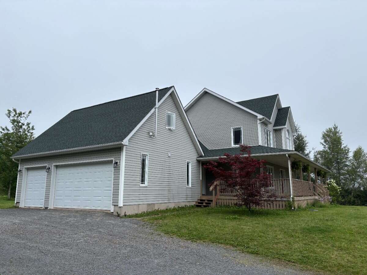 Net-Zero Country Living Near Fredericton