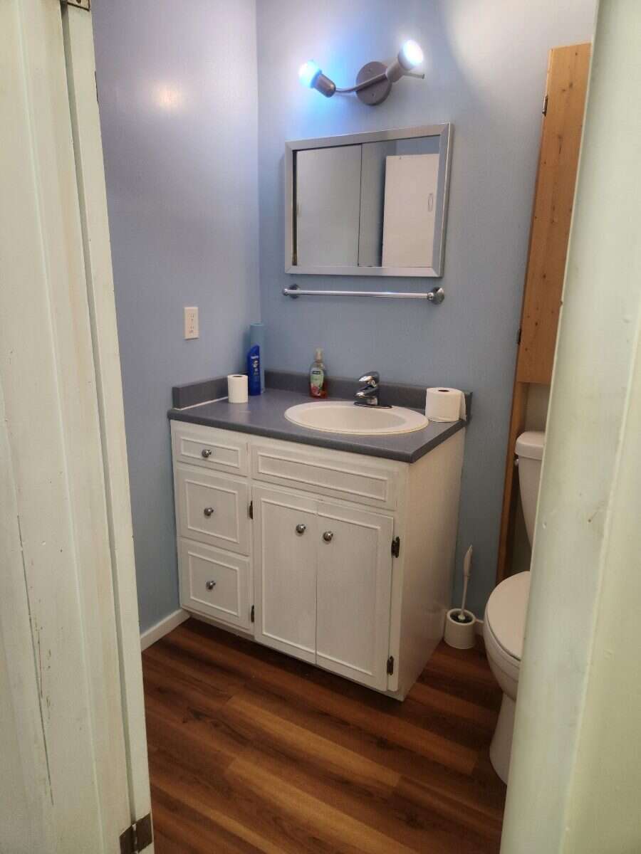 2BR Home in Deroche