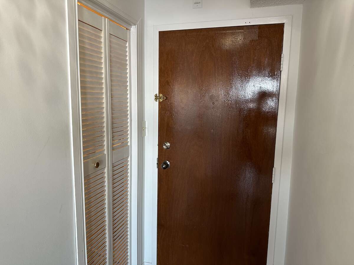 Entrance and Storage next to entrance