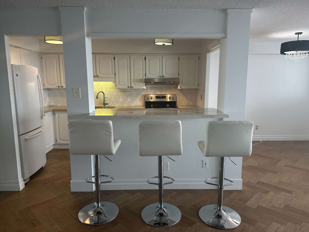 Breakfast Bar