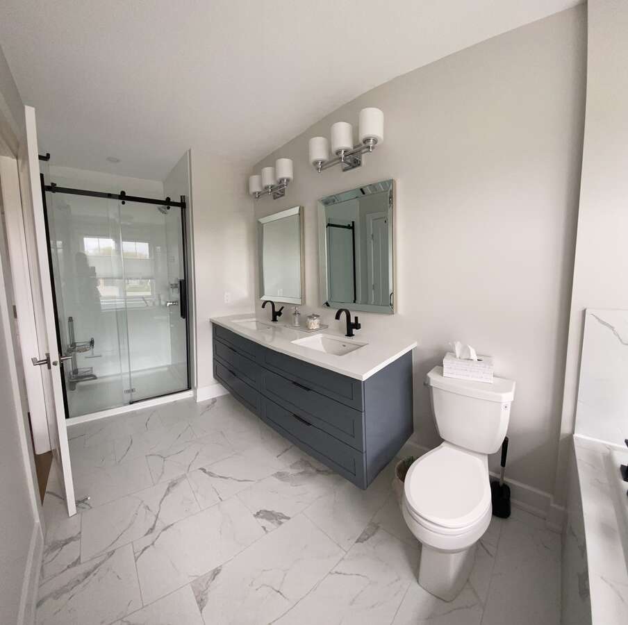 Ensuite