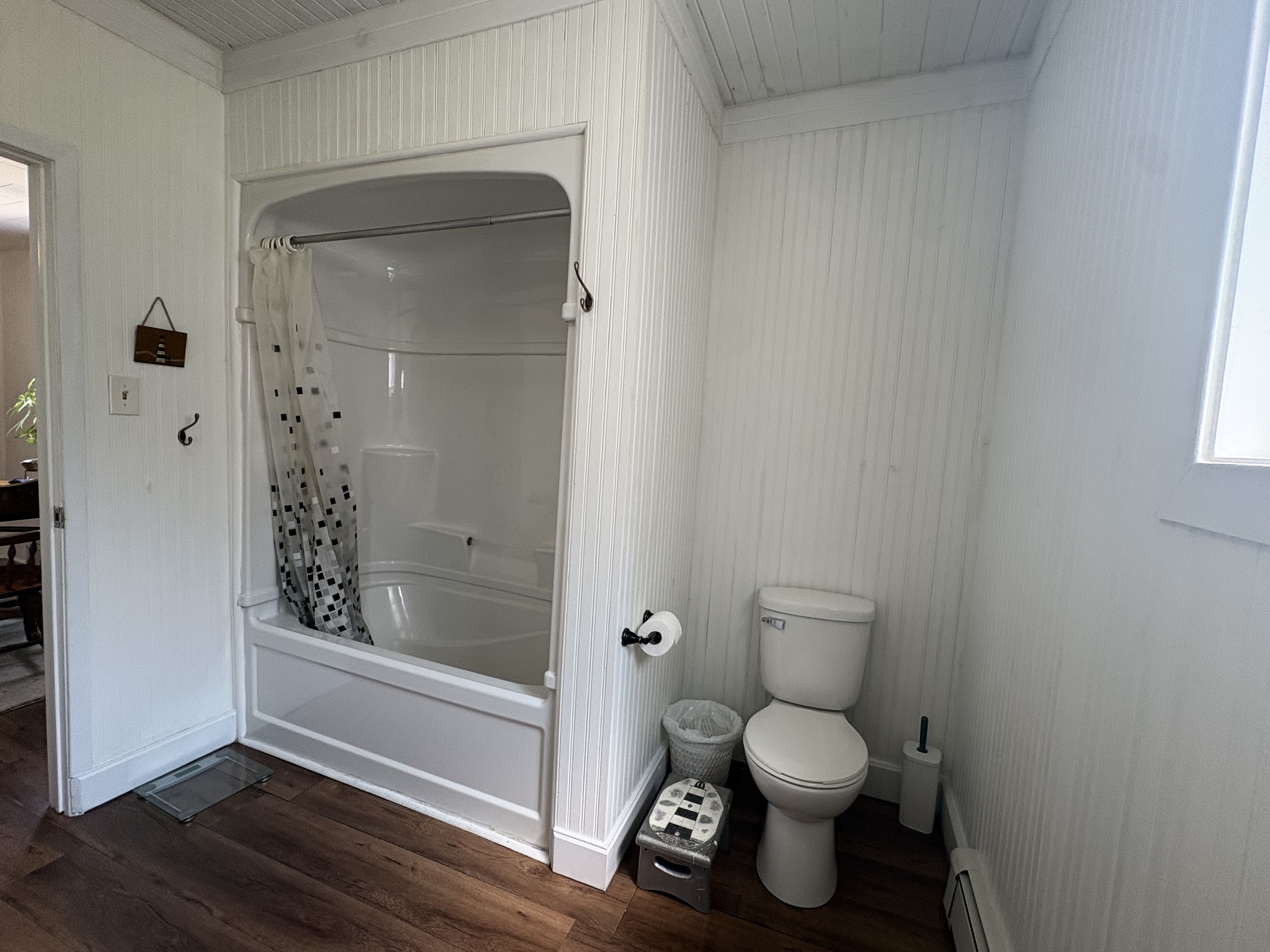 Middle Lahave Riverfront Property For Sale