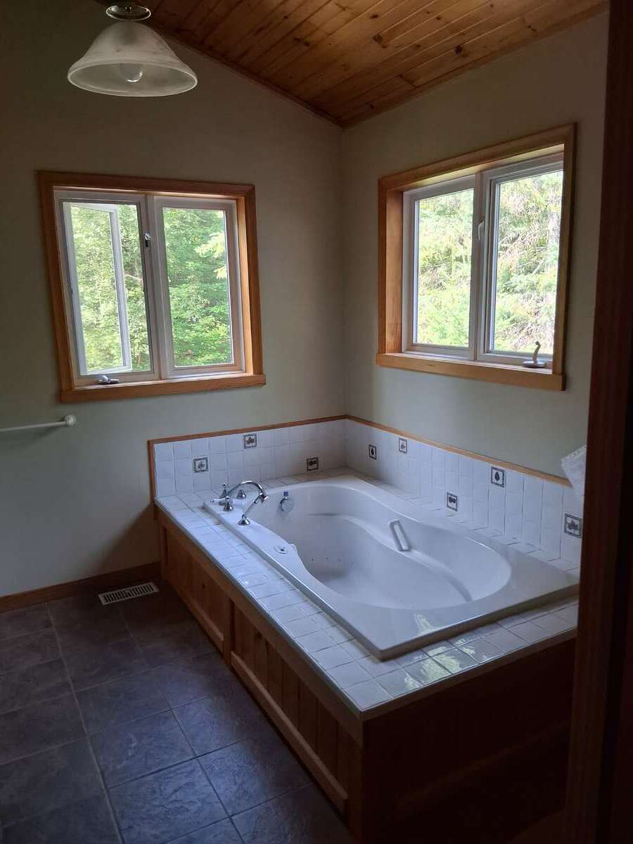 The massage bath is great!