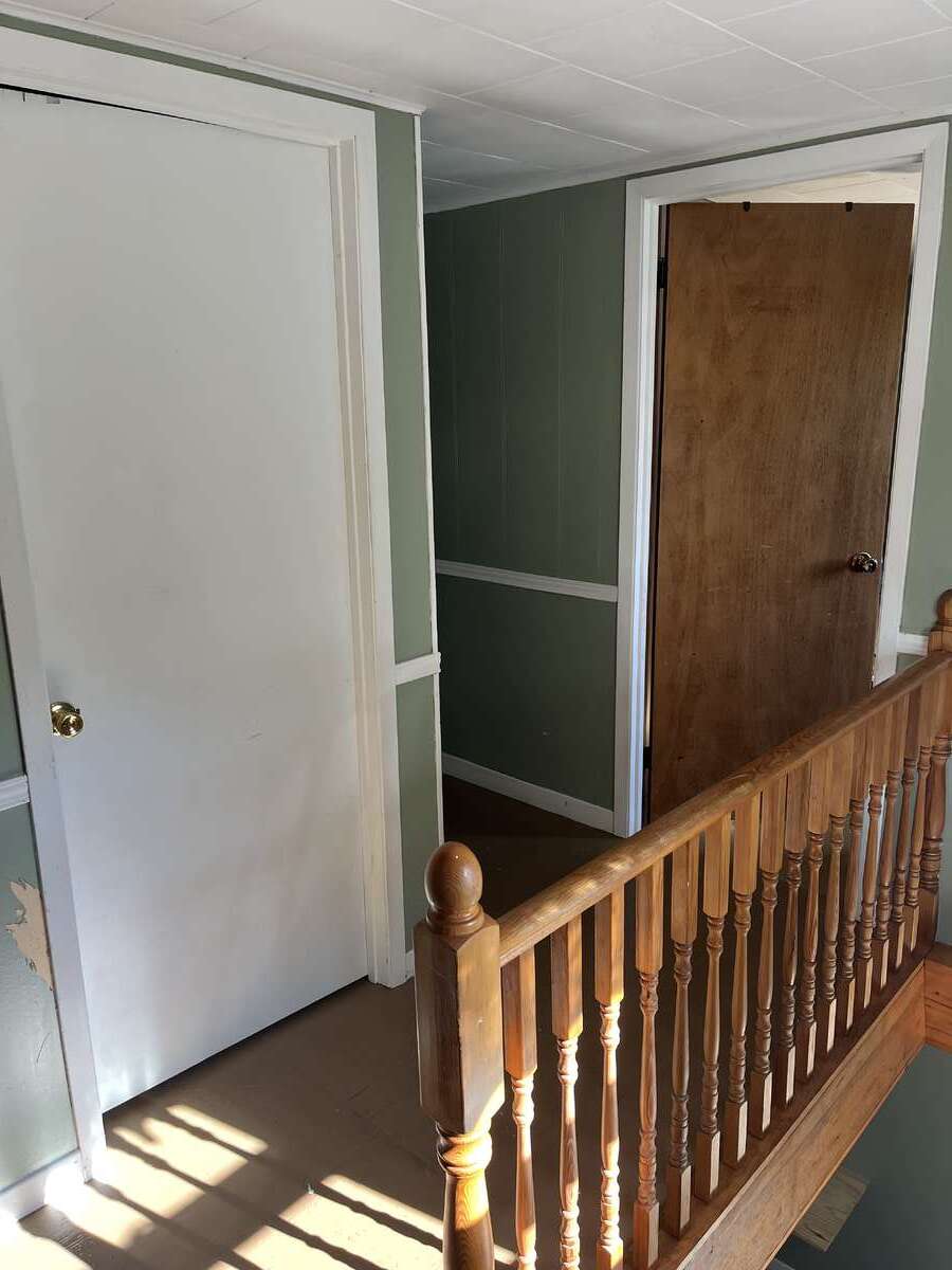 door to bedroom 2 & 3