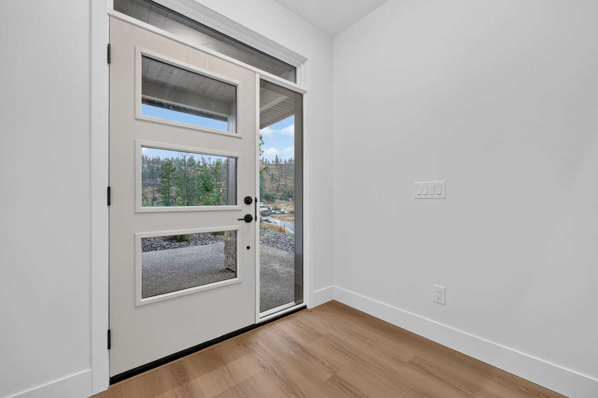 Antler Heights - Move-In Ready Home