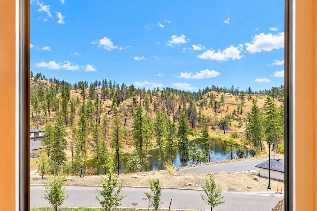 Antler Heights - Move-In Ready Home