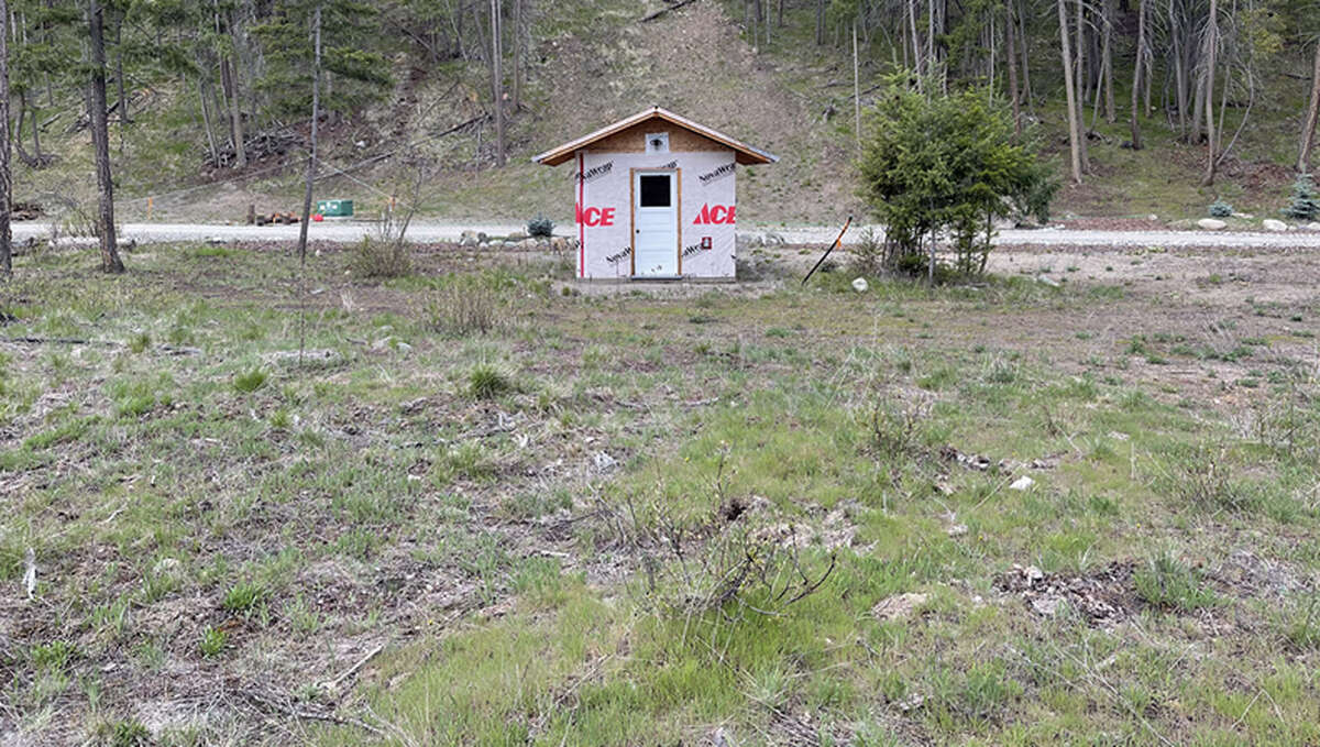 Utility Shed with Power, Water and Internet