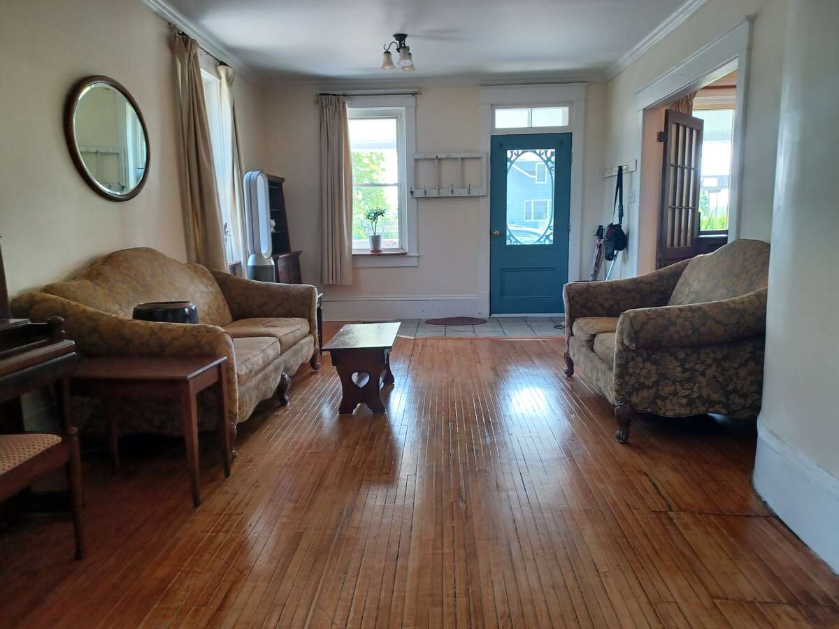 Living room with curved wall