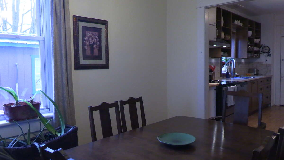 Dining room beside kitchen