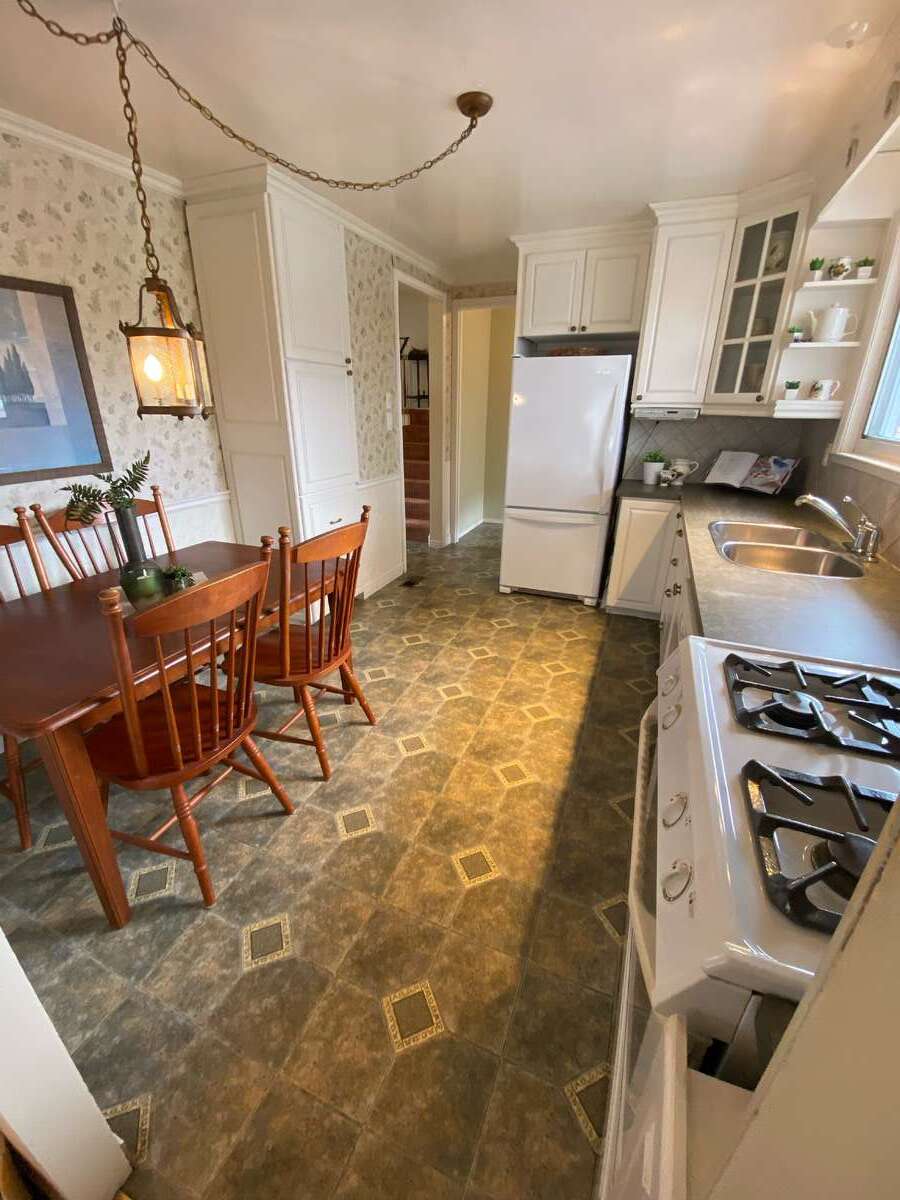 Spacious Bright 5 Bedroom
