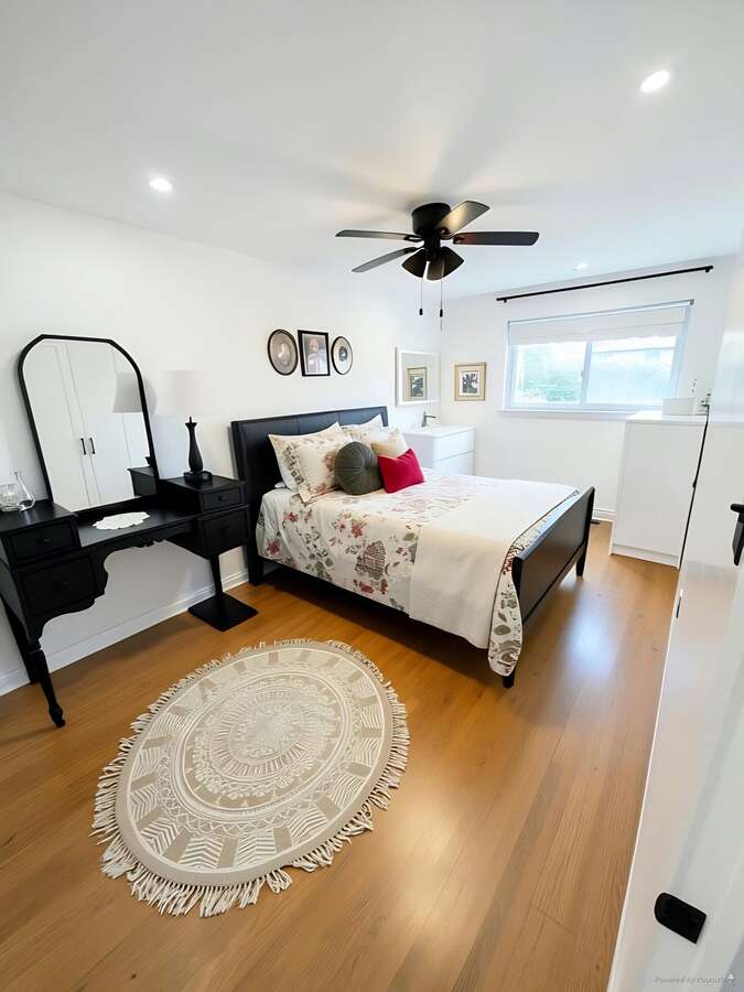 Spacious Bright 5 Bedroom
