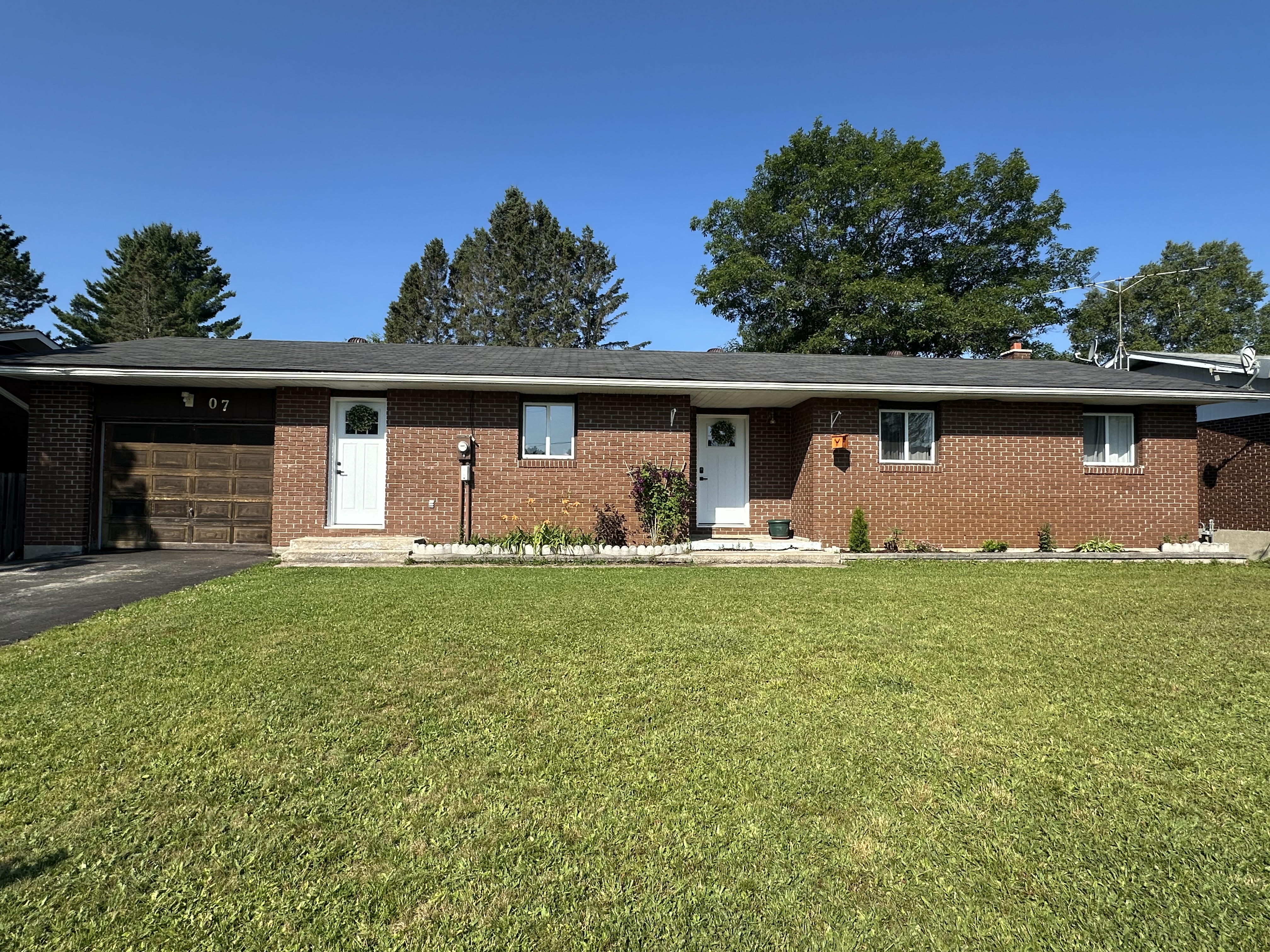 7 Fitz Avenue