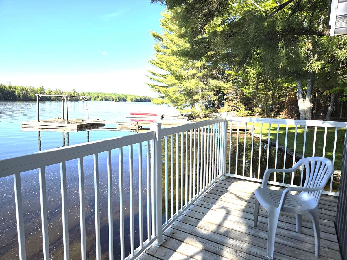 Bunkie deck
