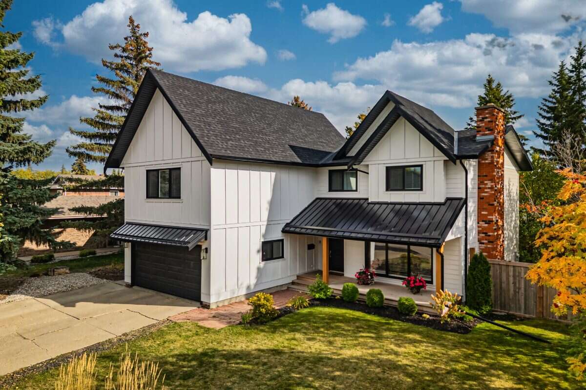 Photo of 98 Wolf Cres. NW, Edmonton, AB