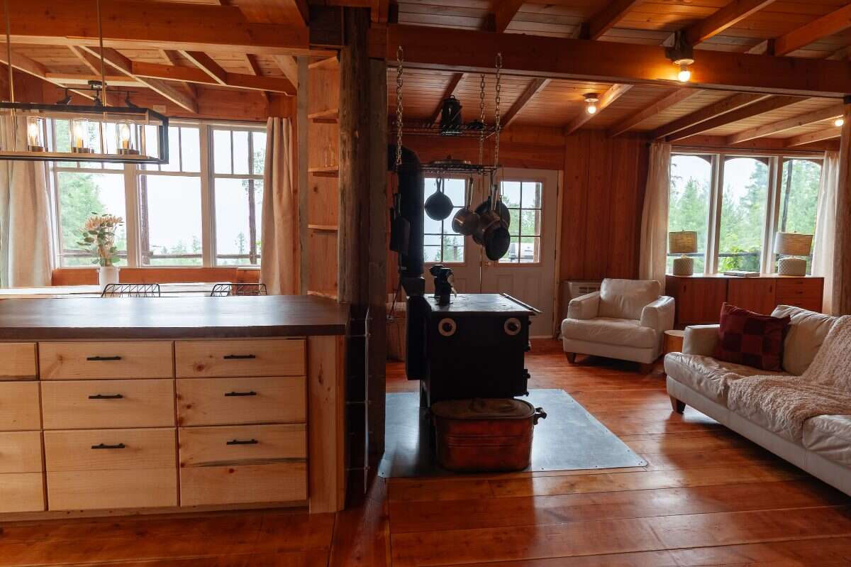60 Private Acres Overlooking the Arrow Lakes