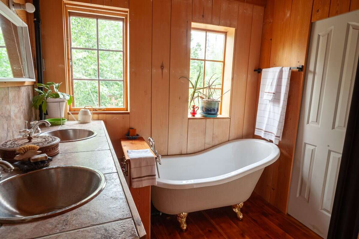 60 Private Acres Overlooking the Arrow Lakes