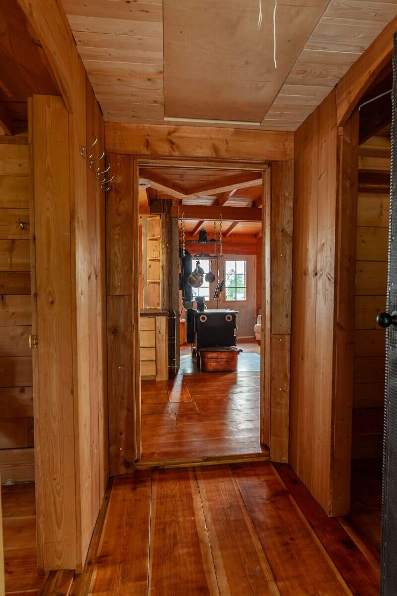 60 Private Acres Overlooking the Arrow Lakes