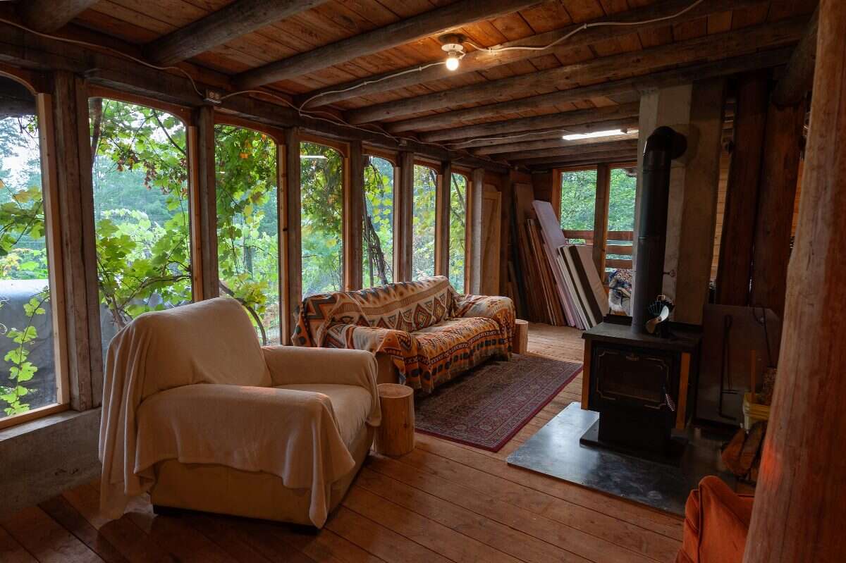 60 Private Acres Overlooking the Arrow Lakes