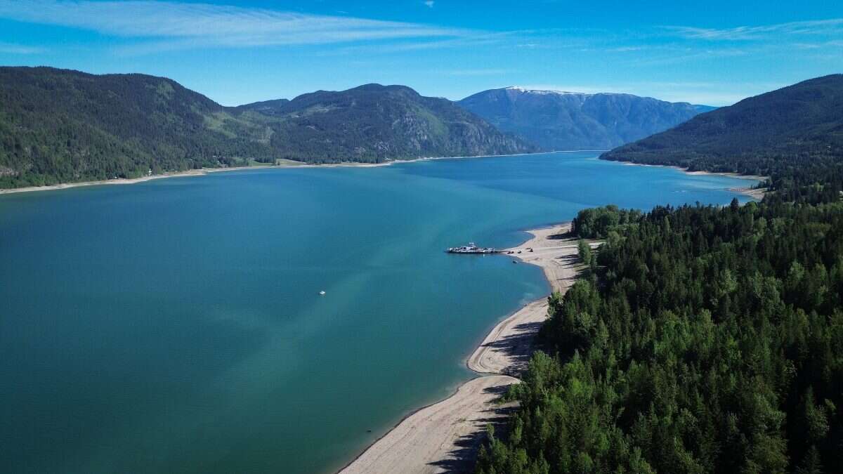 60 Private Acres Overlooking the Arrow Lakes