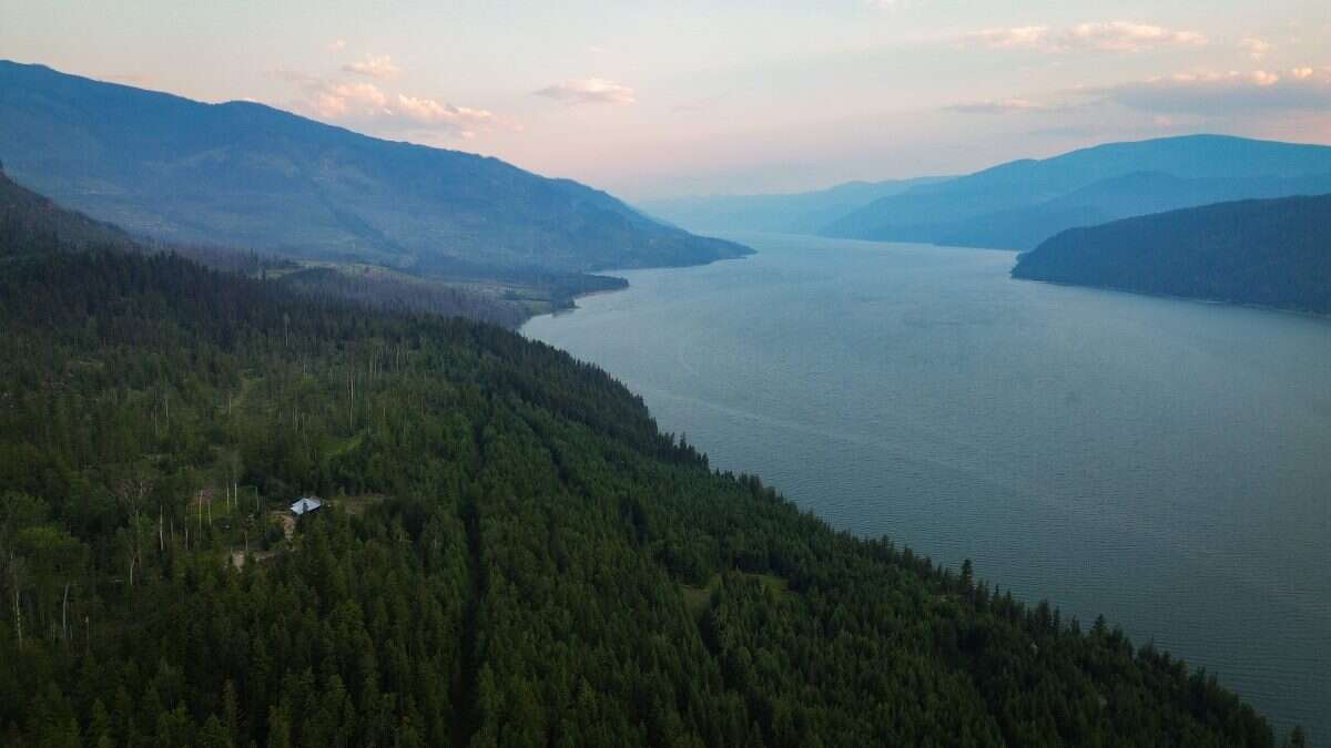 60 Private Acres Overlooking the Arrow Lakes