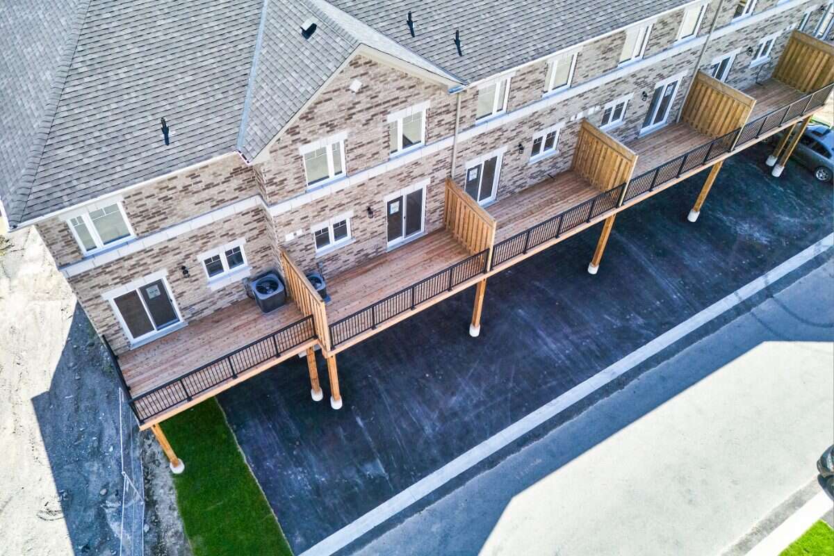Move-In Ready 3-Bedroom Townhome in Newcastle