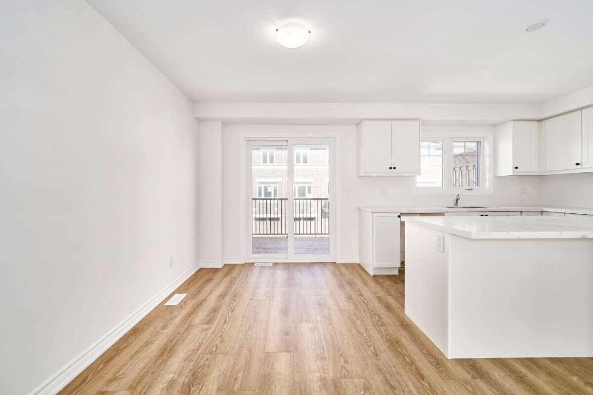 Move-In Ready 3-Bedroom Townhome in Newcastle