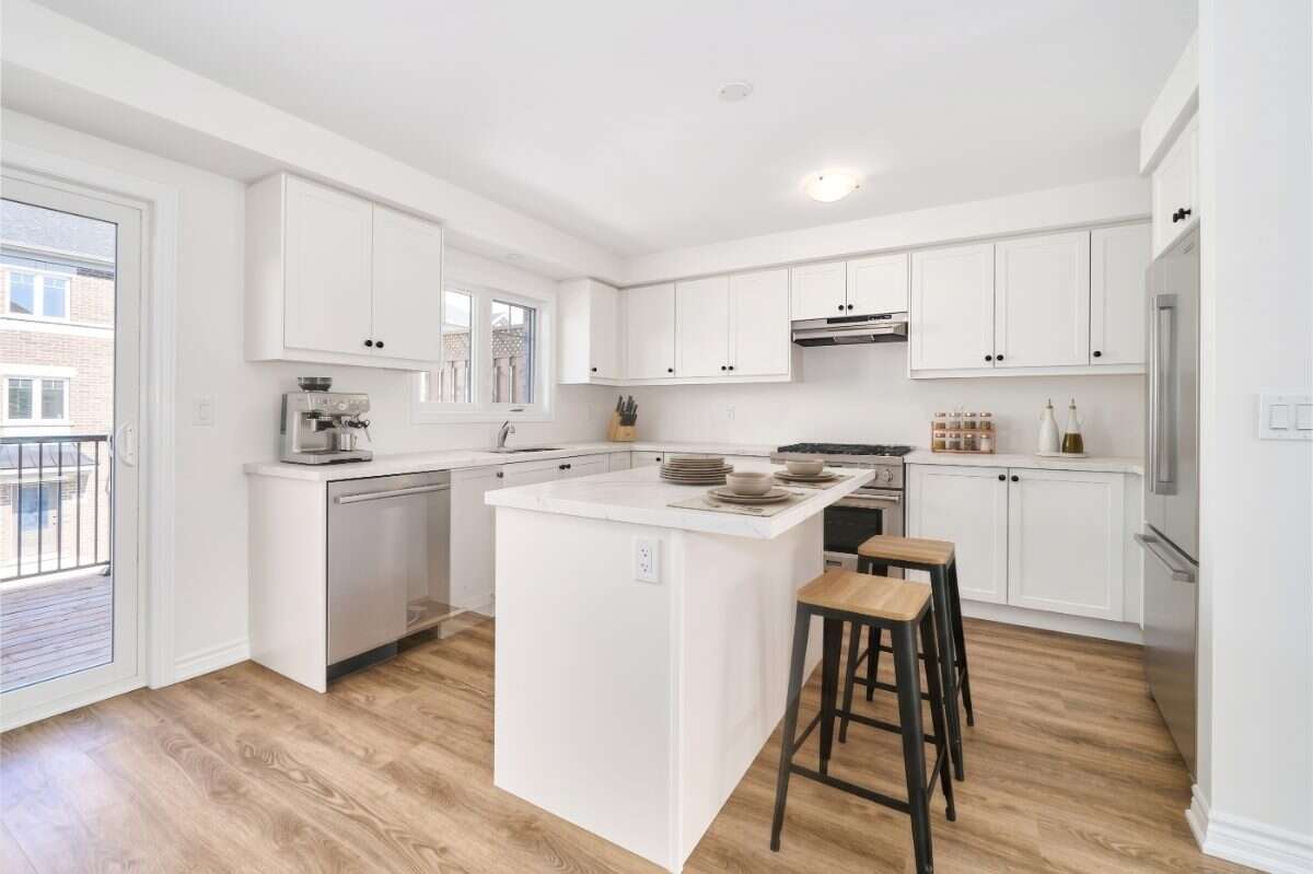 Move-In Ready 3-Bedroom Townhome in Newcastle