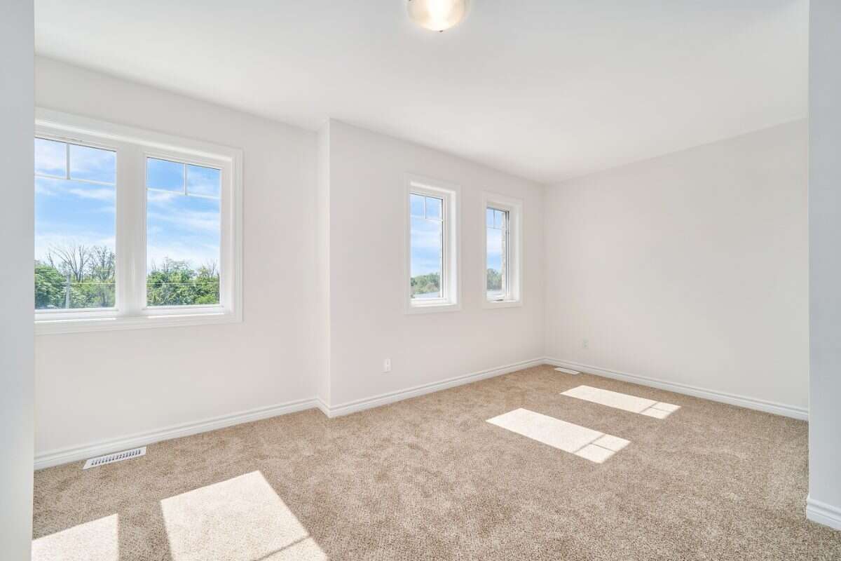Move-In Ready 3-Bedroom Townhome in Newcastle