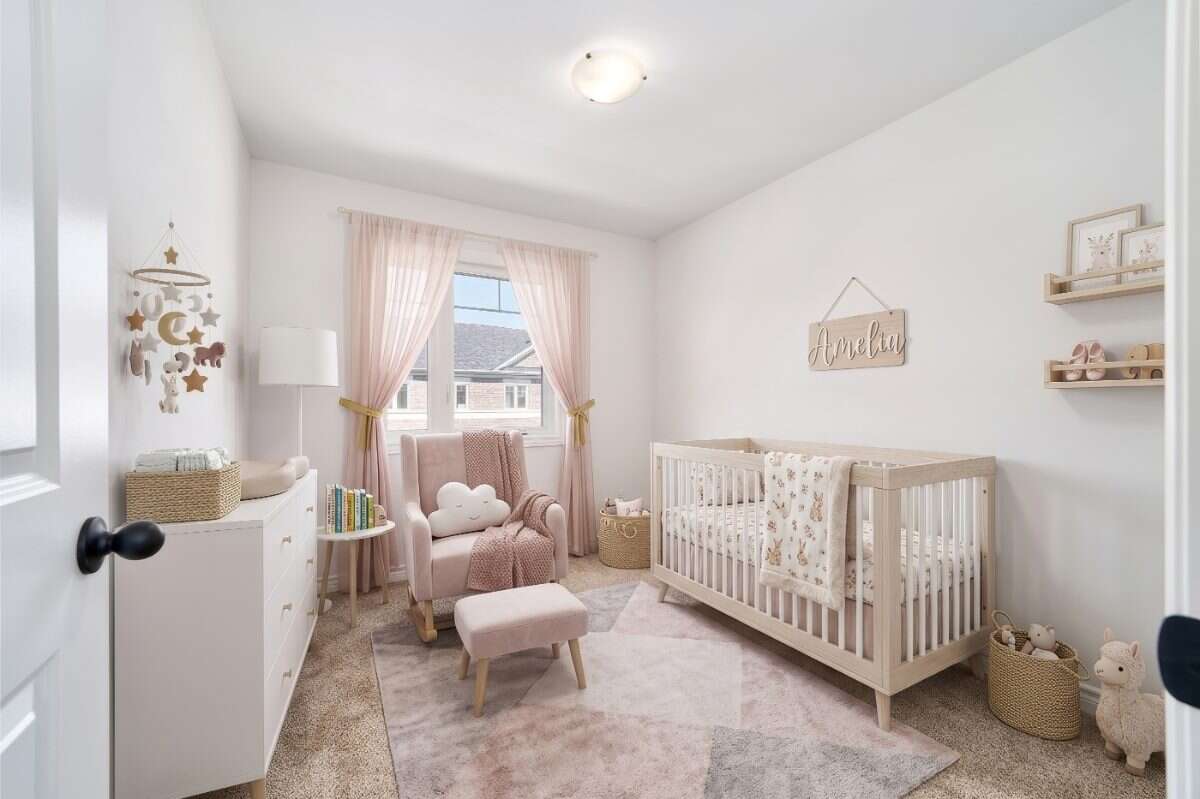 Move-In Ready 3-Bedroom Townhome in Newcastle