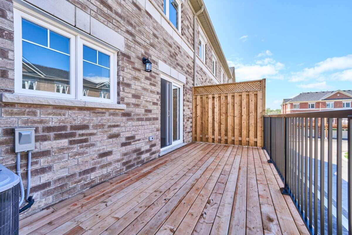 Move-In Ready 3-Bedroom Townhome in Newcastle