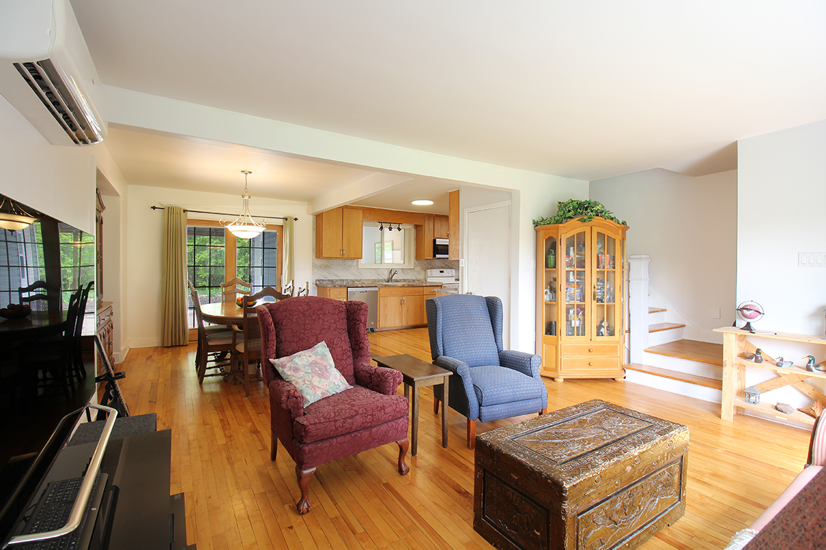 Stunning 5-Bedroom Home with Modern Upgrades