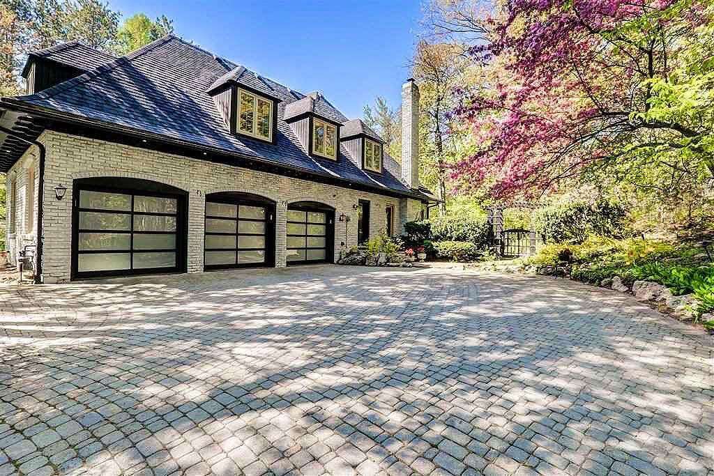 *Cottage Like Home Hidden Treasure in RichmondHill