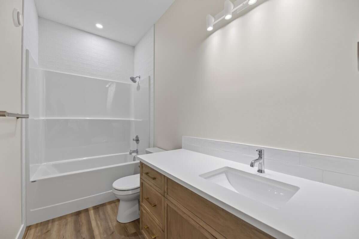 New 3 bedroom bungalow in Valarosa, Didsbury