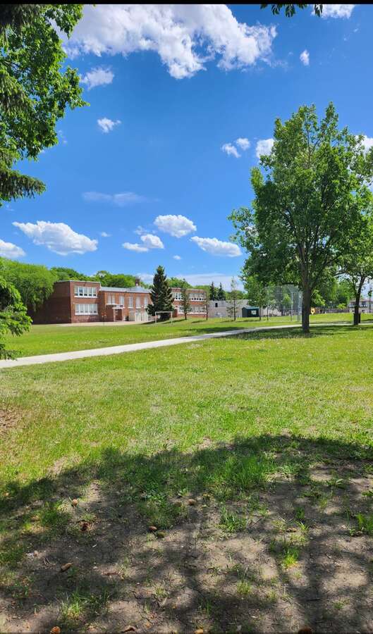 2cd school within a block