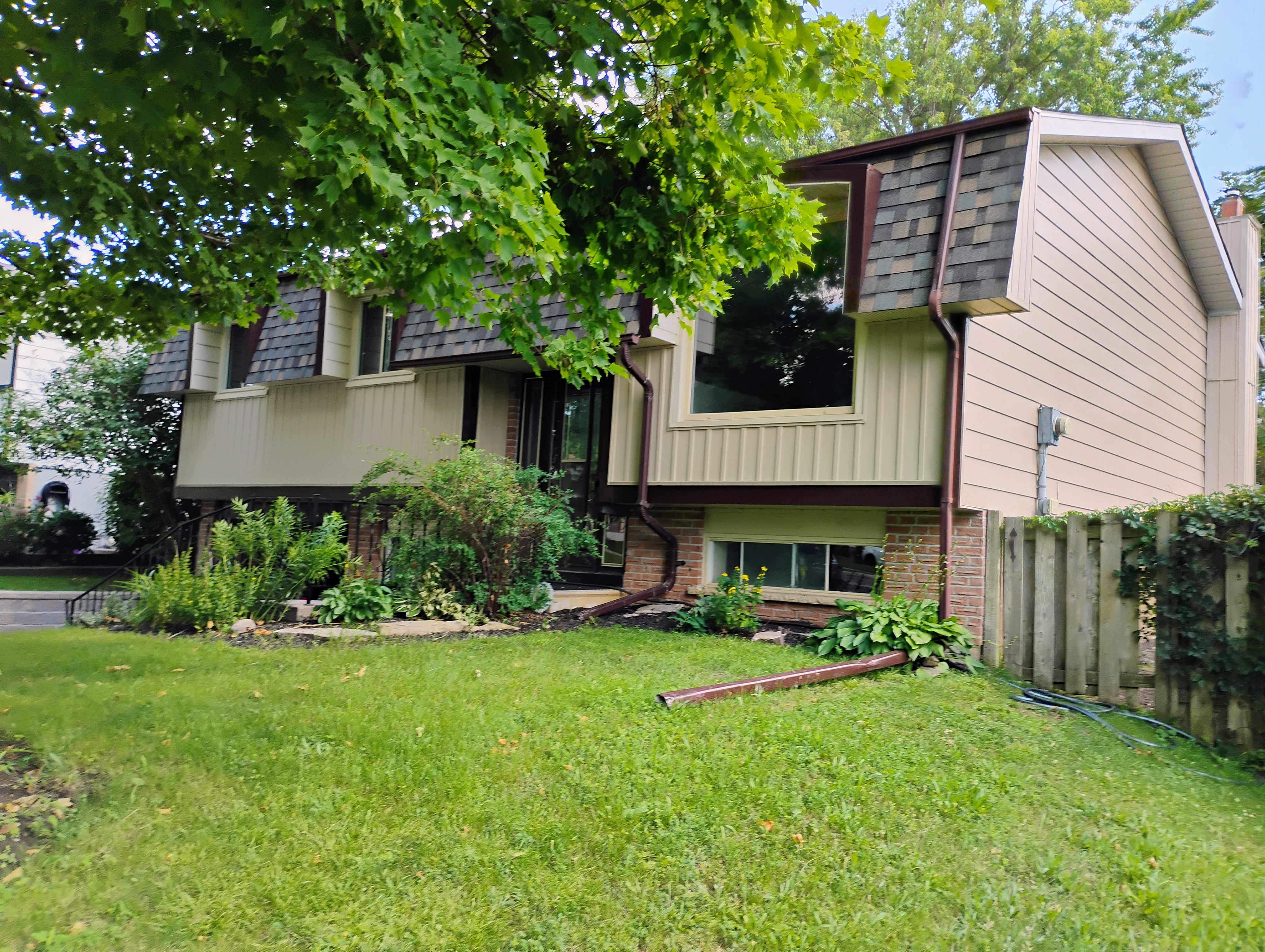2651 Marsdale Dr