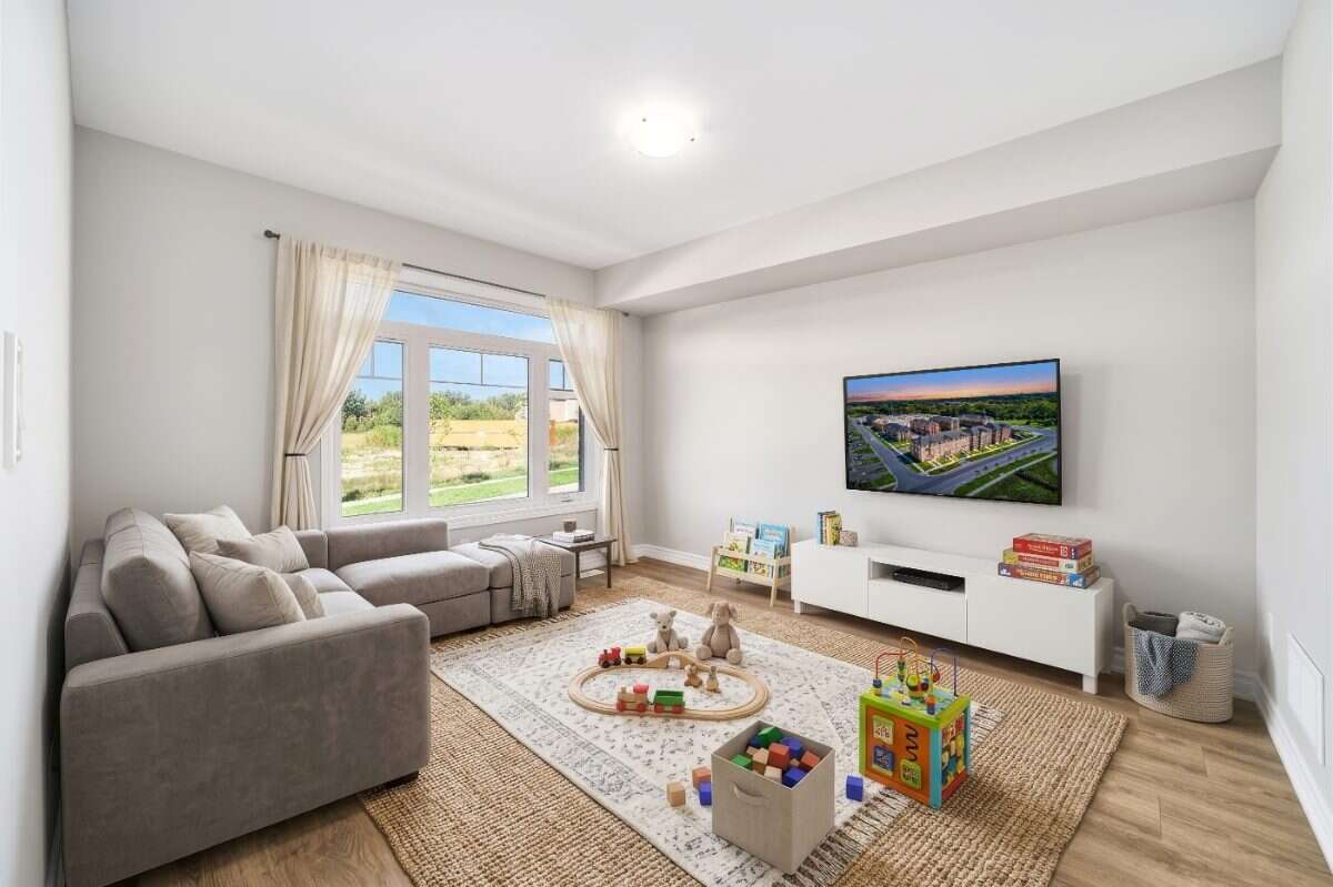 Move-In Ready 3-Bedroom Townhome in Newcastle