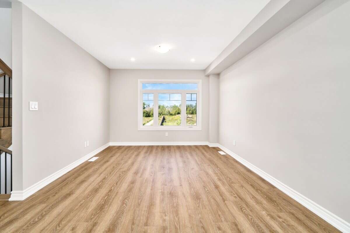 Move-In Ready 3-Bedroom Townhome in Newcastle