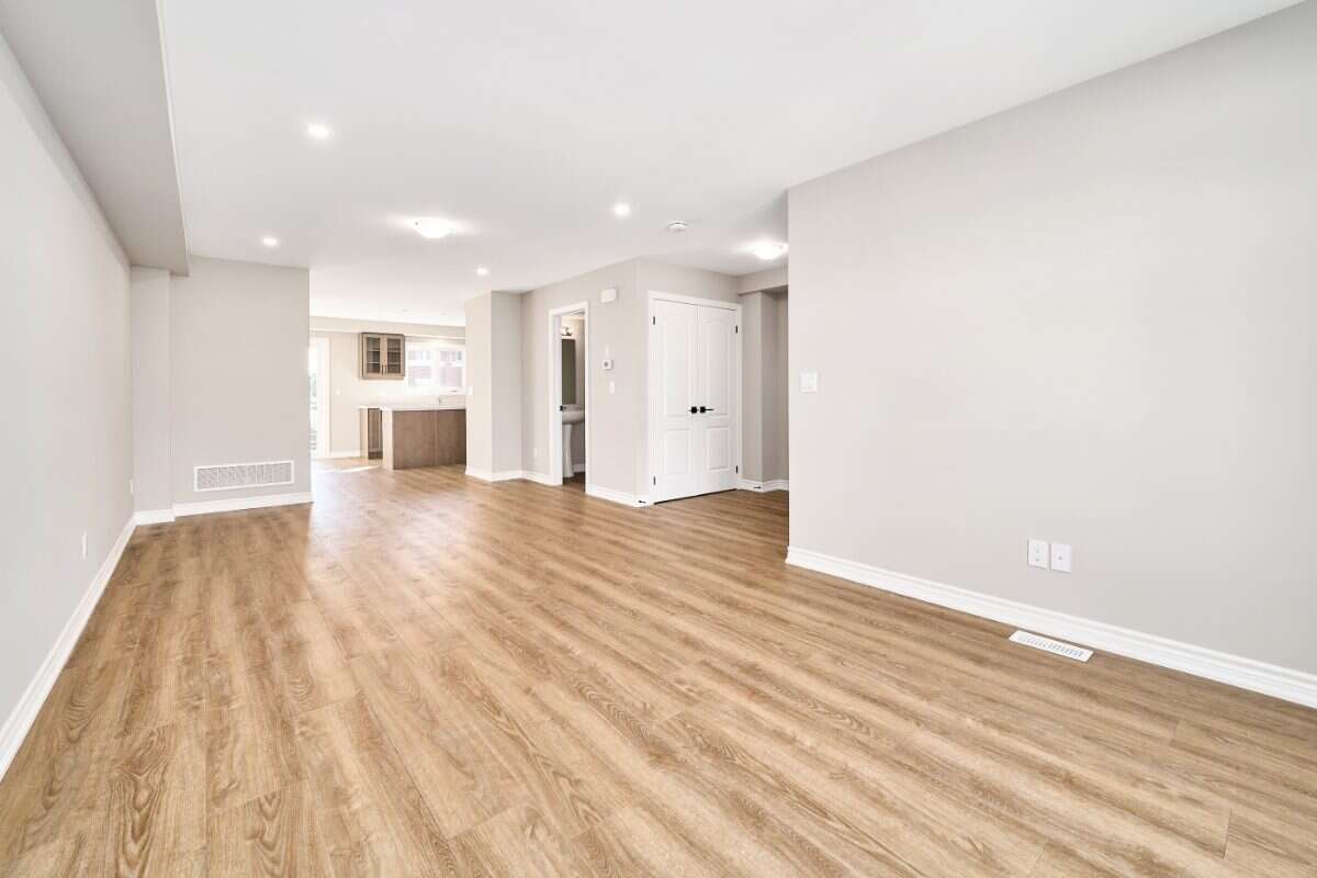Move-In Ready 3-Bedroom Townhome in Newcastle