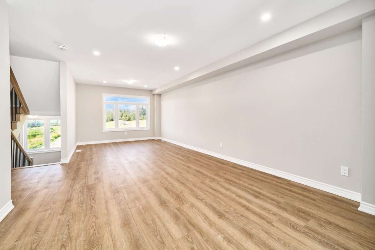 Move-In Ready 3-Bedroom Townhome in Newcastle