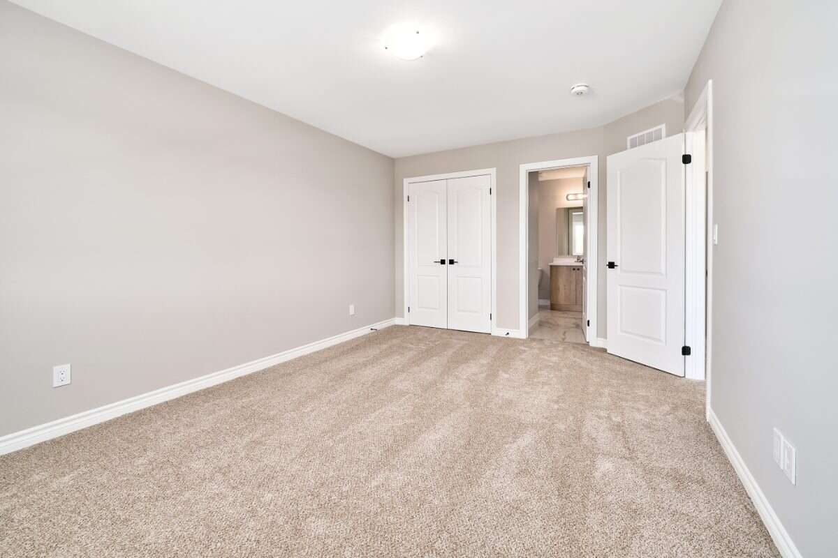 Move-In Ready 3-Bedroom Townhome in Newcastle