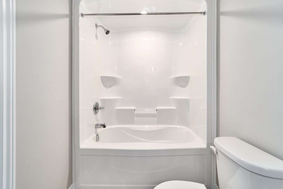 Move-In Ready 3-Bedroom Townhome in Newcastle