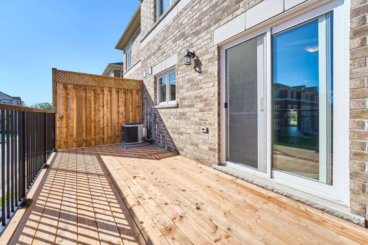 Move-In Ready 3-Bedroom Townhome in Newcastle