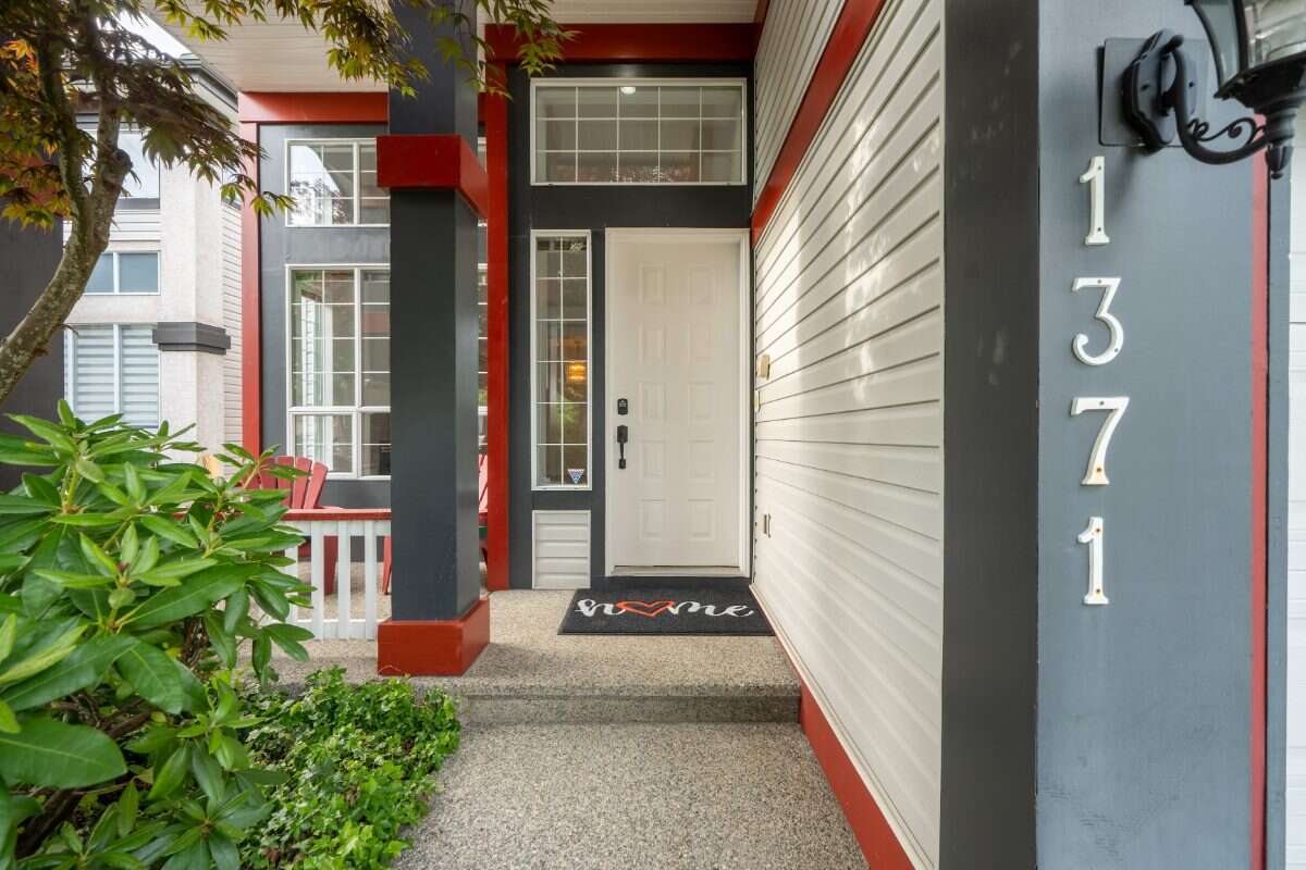 Fully Renovated House in Port Coquitlam