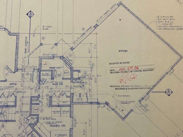 Attached garage layout