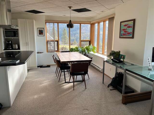 Basement Suite dining room