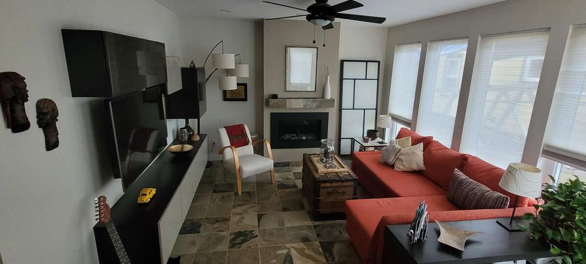 TV / Guest Room